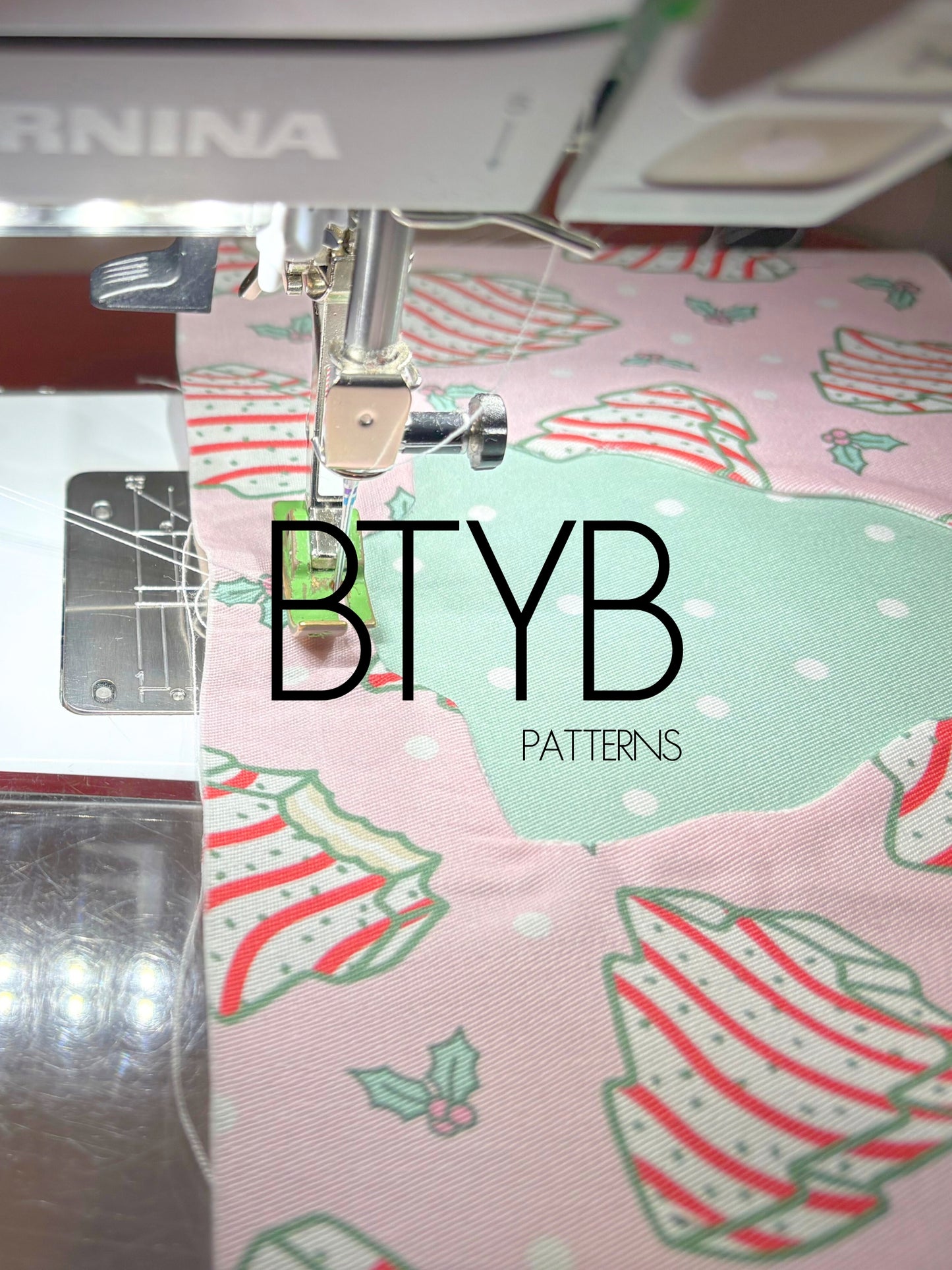 Christmas Tree Reverse Appliqué for Woven